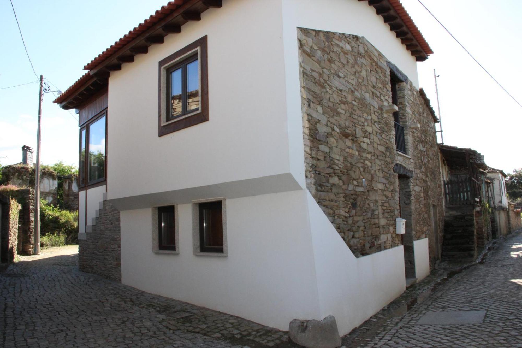 Вилла Casa Do Ferrador Мирандела Экстерьер фото